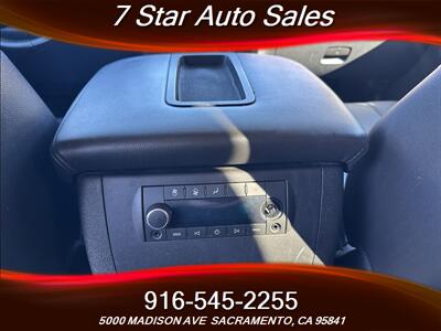 2011 Chevrolet Suburban LT   - Photo 17 - Sacramento, CA 95841