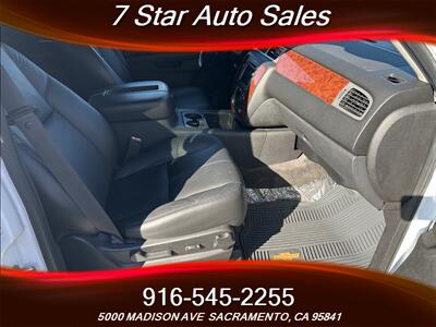 2011 Chevrolet Suburban LT   - Photo 14 - Sacramento, CA 95841