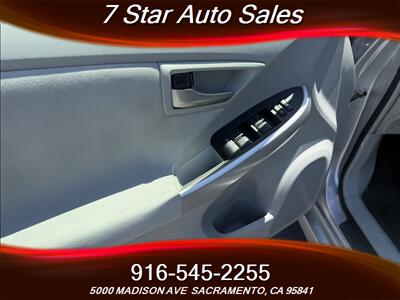 2015 Toyota Prius Two   - Photo 7 - Sacramento, CA 95841