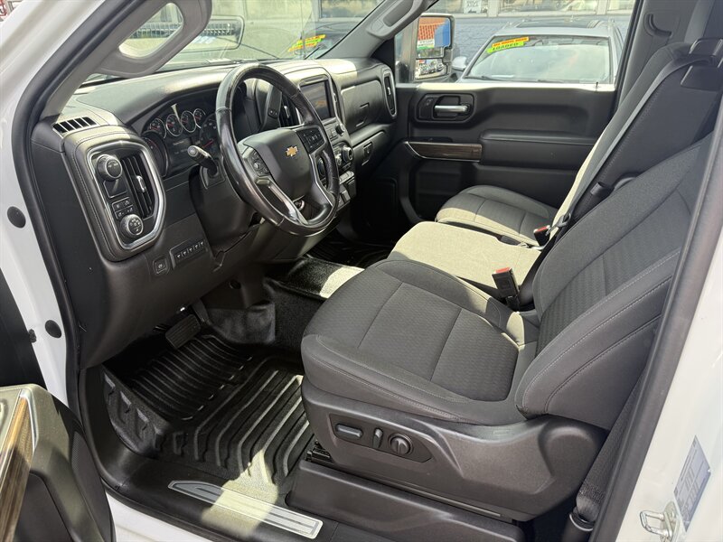 2022 Chevrolet Silverado 2500 LT   - Photo 9 - Sacramento, CA 95841