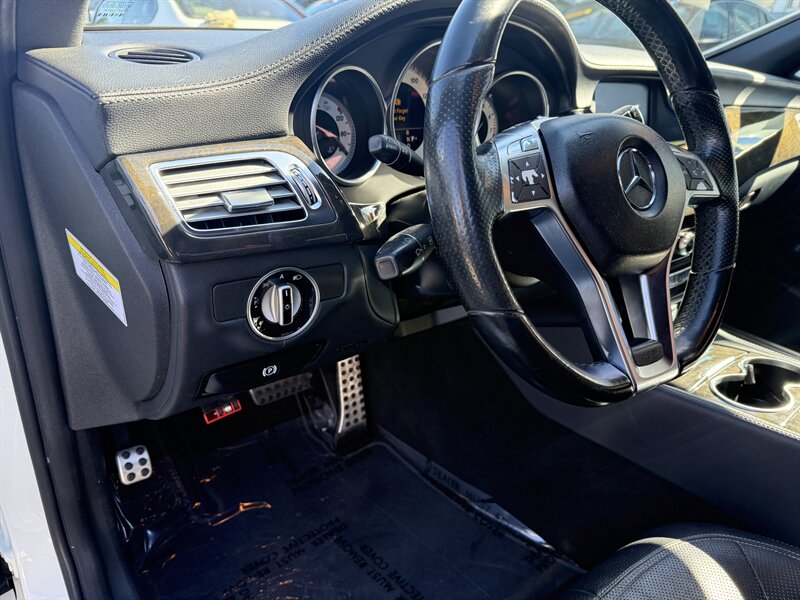 2012 Mercedes-Benz CLS CLS 550   - Photo 8 - Sacramento, CA 95841