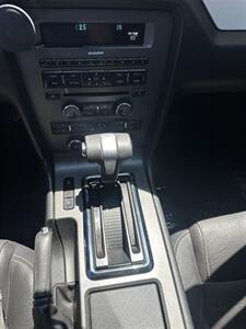 2012 Ford Mustang V6 Premium   - Photo 11 - Sacramento, CA 95841