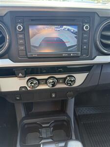 2017 Toyota Tacoma SR5   - Photo 12 - Sacramento, CA 95841