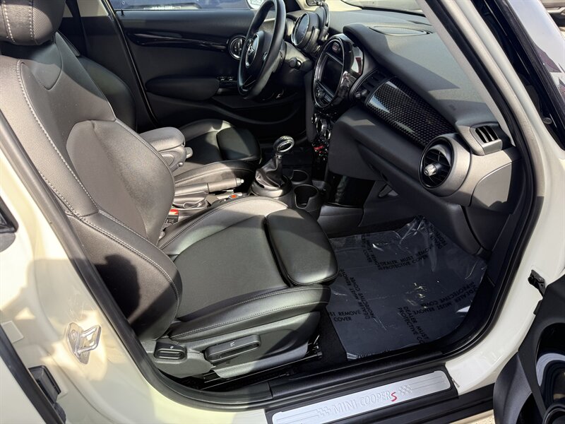 2018 MINI Hardtop 4 Door Cooper S   - Photo 15 - Sacramento, CA 95841