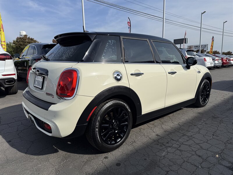 2018 MINI Hardtop 4 Door Cooper S   - Photo 6 - Sacramento, CA 95841