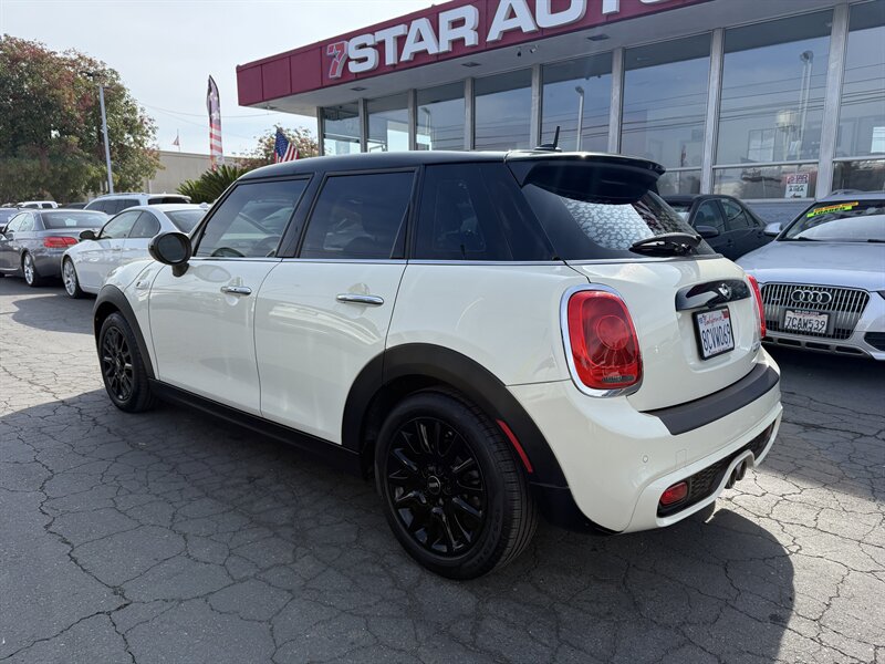 2018 MINI Hardtop 4 Door Cooper S   - Photo 4 - Sacramento, CA 95841