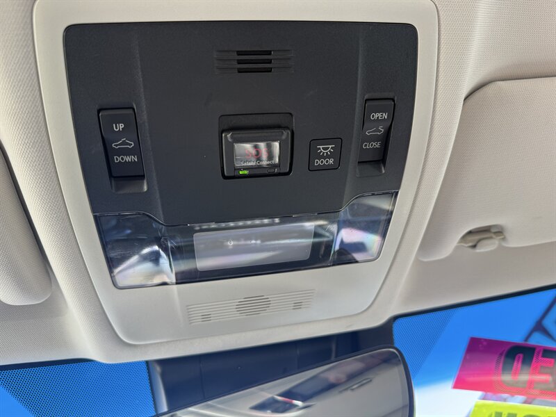 2019 Lexus ES 300h Luxury   - Photo 14 - Sacramento, CA 95841