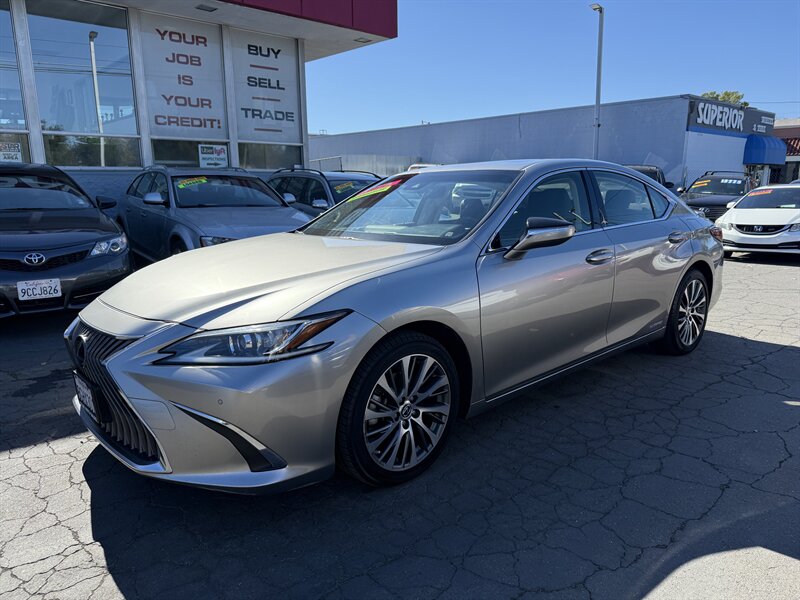 2019 Lexus ES 300h Luxury   - Photo 3 - Sacramento, CA 95841