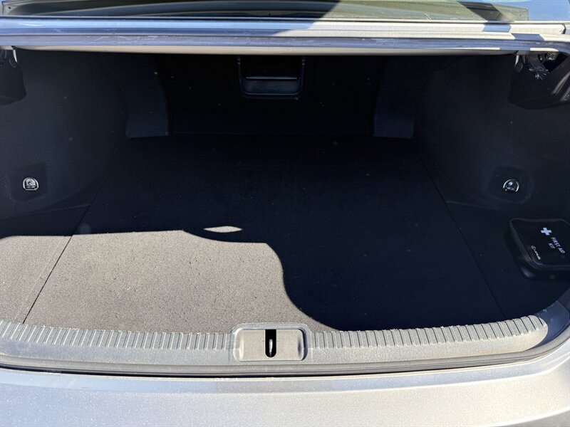 2019 Lexus ES 300h Luxury   - Photo 23 - Sacramento, CA 95841