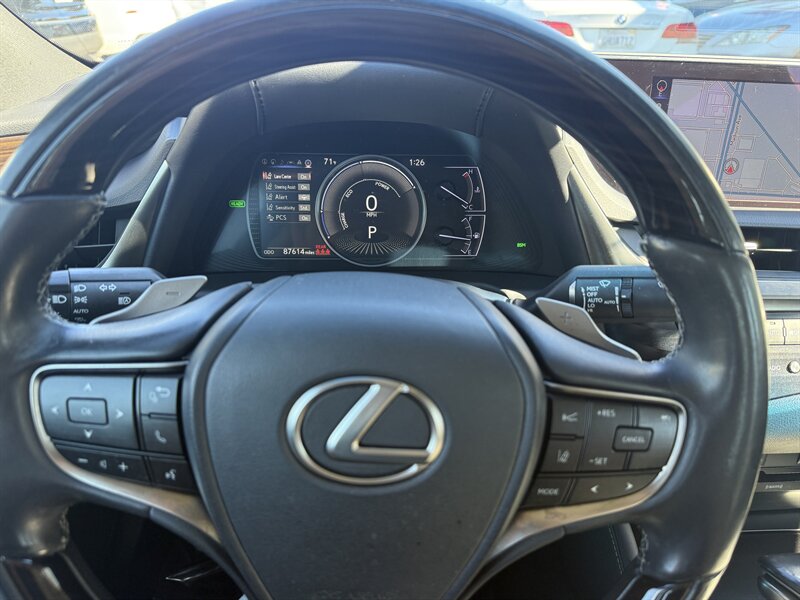 2019 Lexus ES 300h Luxury   - Photo 10 - Sacramento, CA 95841
