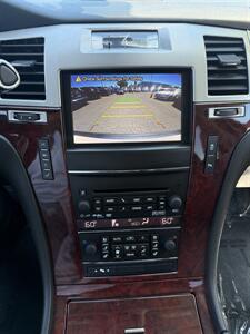 2013 Cadillac Escalade ESV Luxury   - Photo 14 - Sacramento, CA 95841