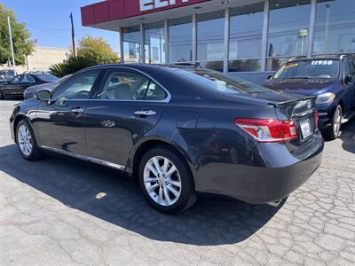 2011 Lexus ES 350   - Photo 4 - Sacramento, CA 95841