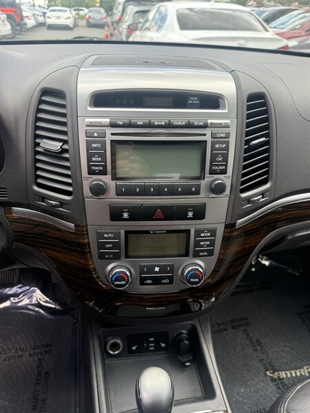 2012 Hyundai SANTA FE Limited - Photo 12 - Sacramento, CA 95841