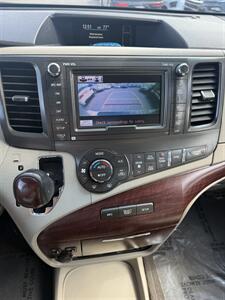 2014 Toyota Sienna Limited 7-Passenger   - Photo 13 - Sacramento, CA 95841