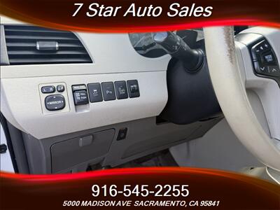 2014 Toyota Sienna Limited 7-Passenger   - Photo 8 - Sacramento, CA 95841