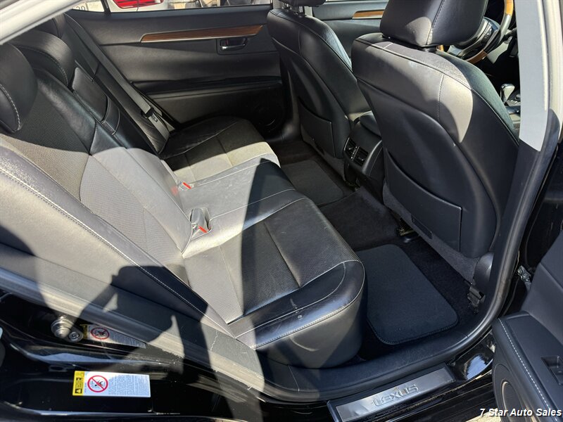 2015 Lexus ES 300h - Photo 18 - Sacramento, CA 95841