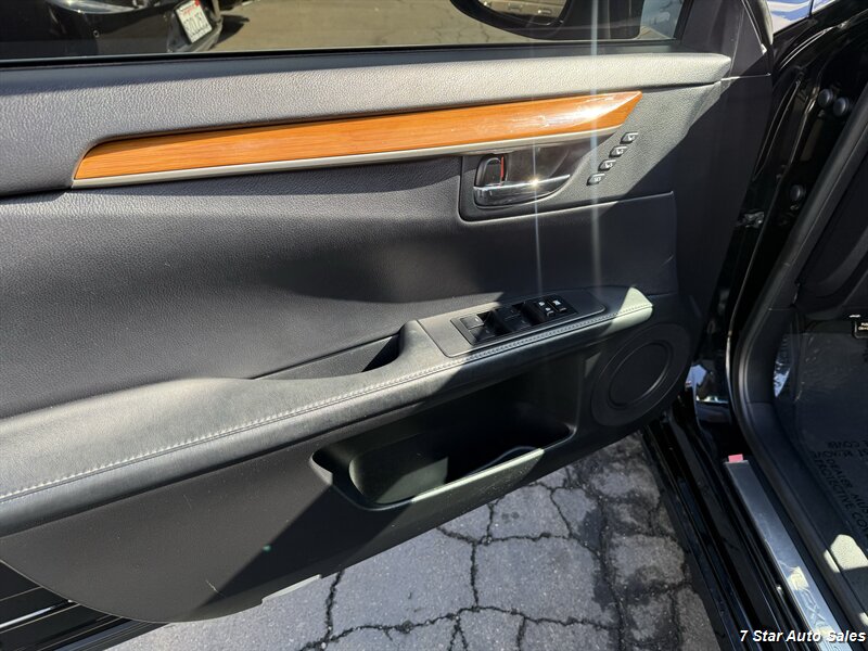 2015 Lexus ES 300h - Photo 7 - Sacramento, CA 95841
