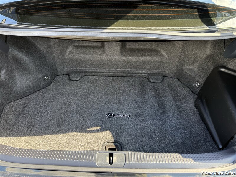2015 Lexus ES 300h - Photo 19 - Sacramento, CA 95841