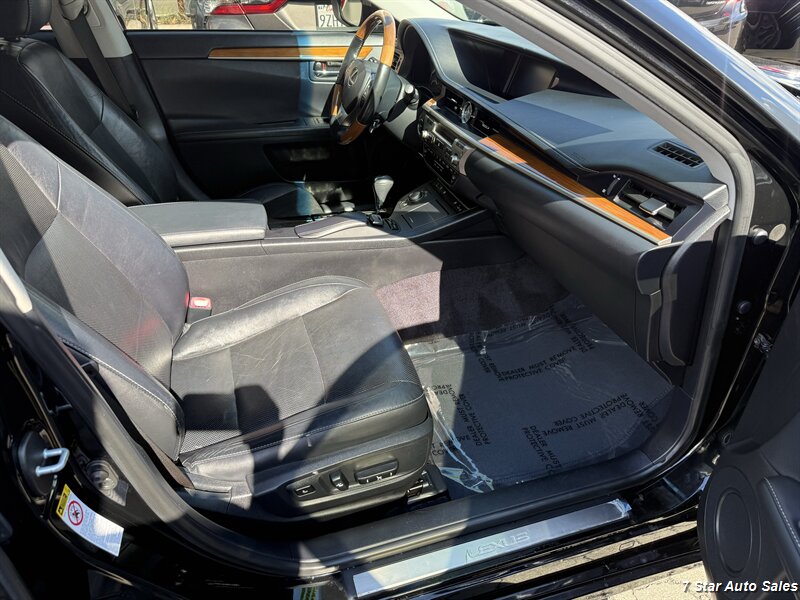 2015 Lexus ES 300h - Photo 14 - Sacramento, CA 95841