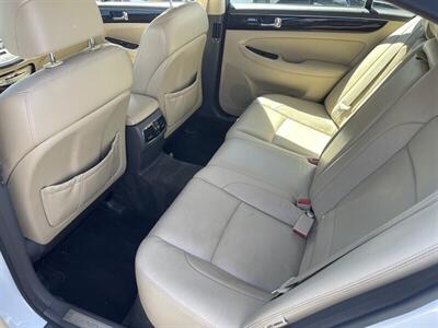 2011 Hyundai Genesis 3.8   - Photo 12 - Sacramento, CA 95841