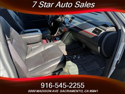 2010 Cadillac Escalade   - Photo 13 - Sacramento, CA 95841