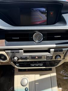 2015 Lexus ES 350   - Photo 12 - Sacramento, CA 95841