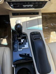 2015 Lexus ES 350   - Photo 11 - Sacramento, CA 95841