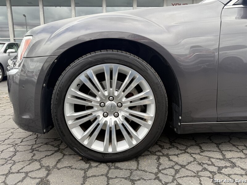 2014 Chrysler 300C John Varvatos Luxury - Photo 21 - Sacramento, CA 95841