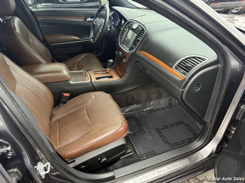 2014 Chrysler 300C John Varvatos Luxury - Photo 12 - Sacramento, CA 95841