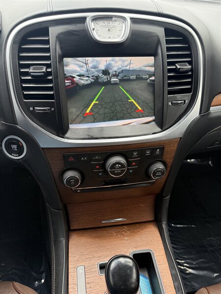 2014 Chrysler 300C John Varvatos Luxury - Photo 10 - Sacramento, CA 95841