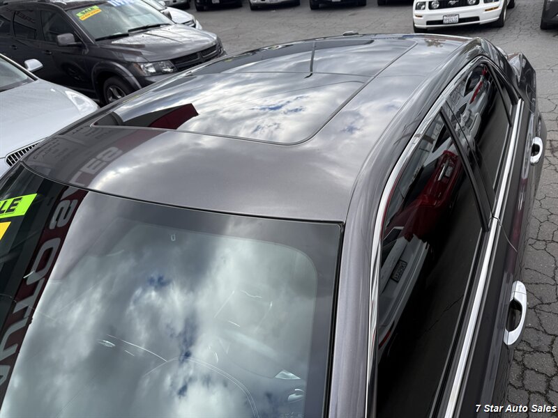 2014 Chrysler 300C John Varvatos Luxury - Photo 13 - Sacramento, CA 95841