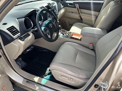 2012 Toyota Highlander Limited   - Photo 8 - Sacramento, CA 95841