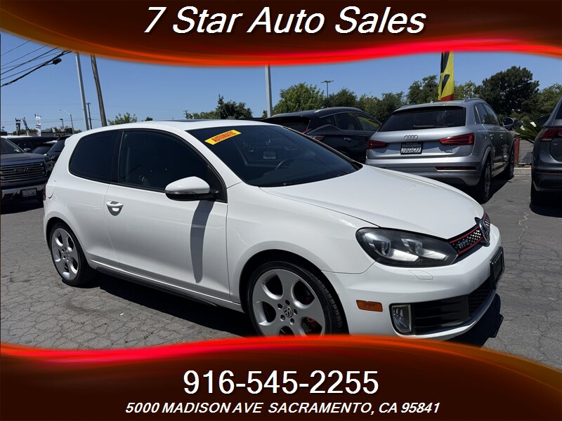 2011 Volkswagen GTI Base PZEV   - Photo 1 - Sacramento, CA 95841