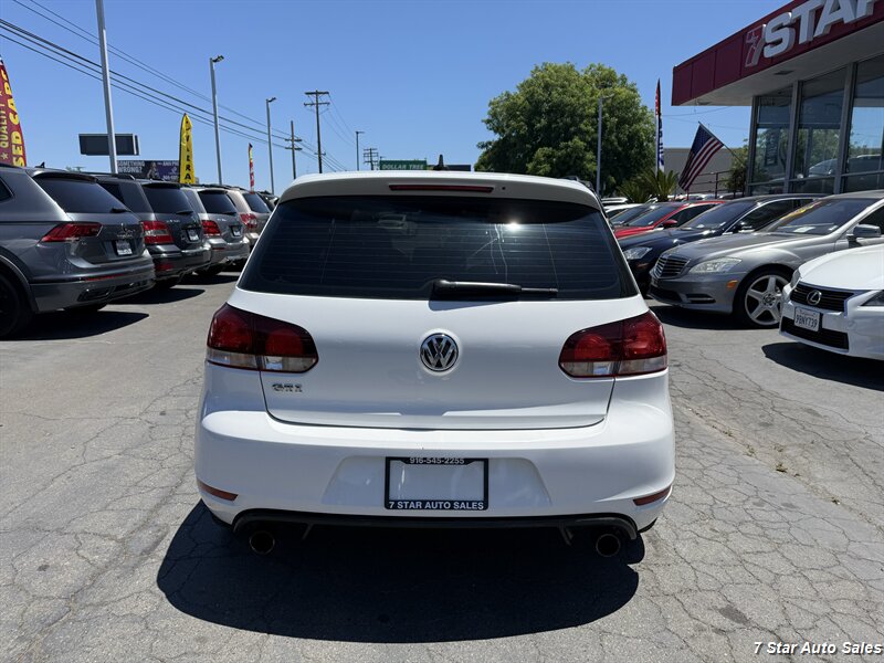 2011 Volkswagen GTI Base PZEV - Photo 4 - Sacramento, CA 95841