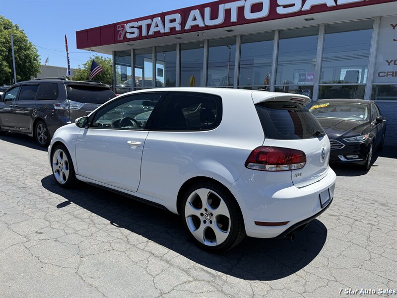 2011 Volkswagen GTI Base PZEV - Photo 5 - Sacramento, CA 95841