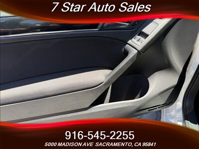 2011 Volkswagen GTI Base PZEV - Photo 7 - Sacramento, CA 95841