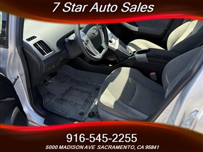 2015 Toyota Prius Two   - Photo 9 - Sacramento, CA 95841