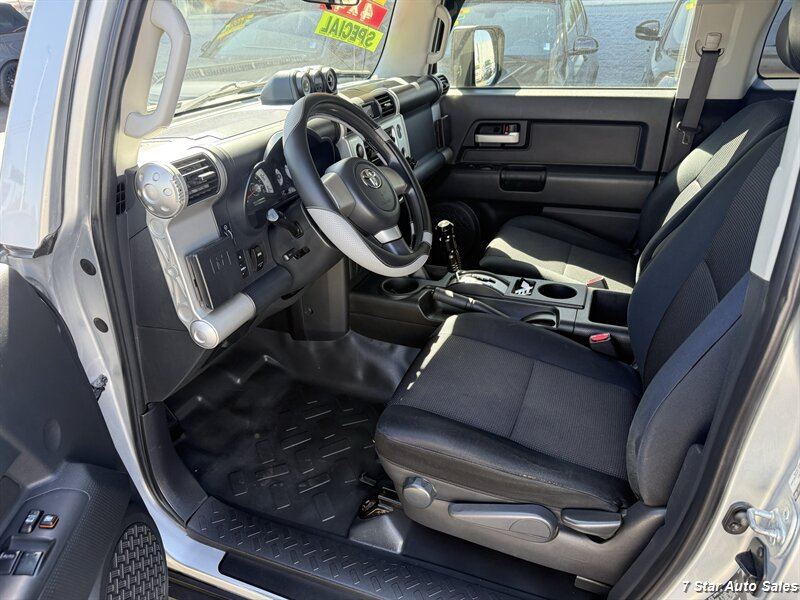 2008 Toyota FJ Cruiser - Photo 9 - Sacramento, CA 95841