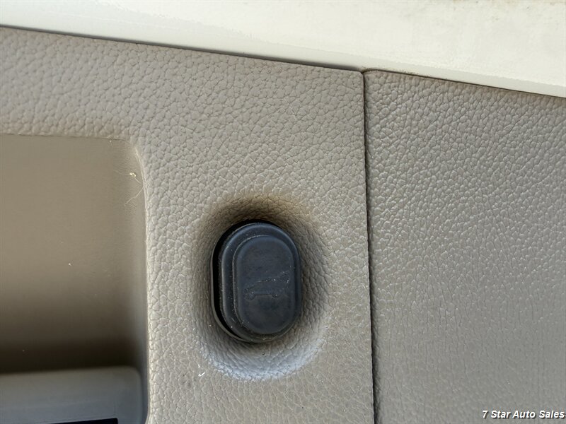 2015 GMC Yukon XL SLT - Photo 23 - Sacramento, CA 95841