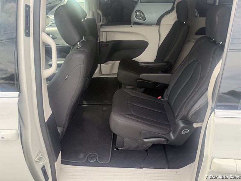 2020 Chrysler Pacifica Touring - Photo 17 - Sacramento, CA 95841
