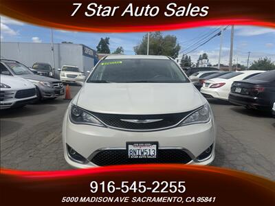 2020 Chrysler Pacifica Touring - Photo 2 - Sacramento, CA 95841