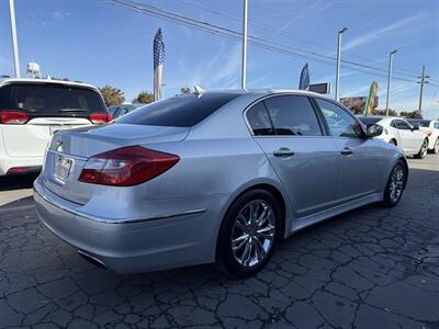 2012 Hyundai Genesis 3.8   - Photo 5 - Sacramento, CA 95841