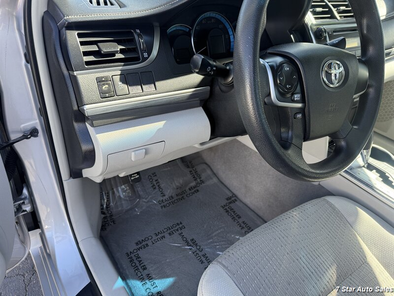 2012 Toyota Camry Hybrid LE - Photo 8 - Sacramento, CA 95841