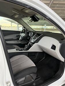 2016 Chevrolet Equinox LT - Photo 11 - Tucson, AZ 85705