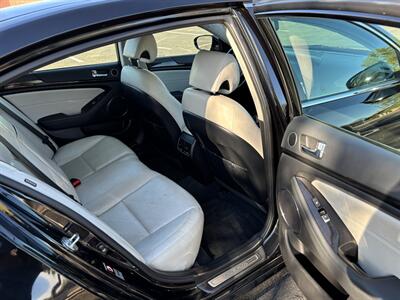 2014 Kia Cadenza Limited   - Photo 9 - Tucson, AZ 85705
