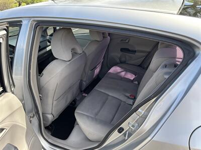 2010 Honda Insight EX   - Photo 8 - Tucson, AZ 85705