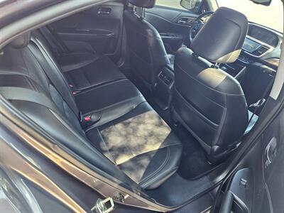 2016 Honda Accord EX-L   - Photo 9 - Tucson, AZ 85705