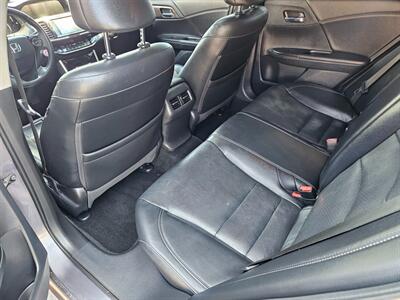 2016 Honda Accord EX-L   - Photo 8 - Tucson, AZ 85705