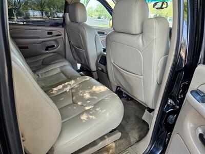 2005 Chevrolet Suburban 2500 LT   - Photo 10 - Tucson, AZ 85705