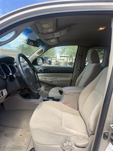2006 Toyota Tacoma V6 - Photo 7 - Tucson, AZ 85705